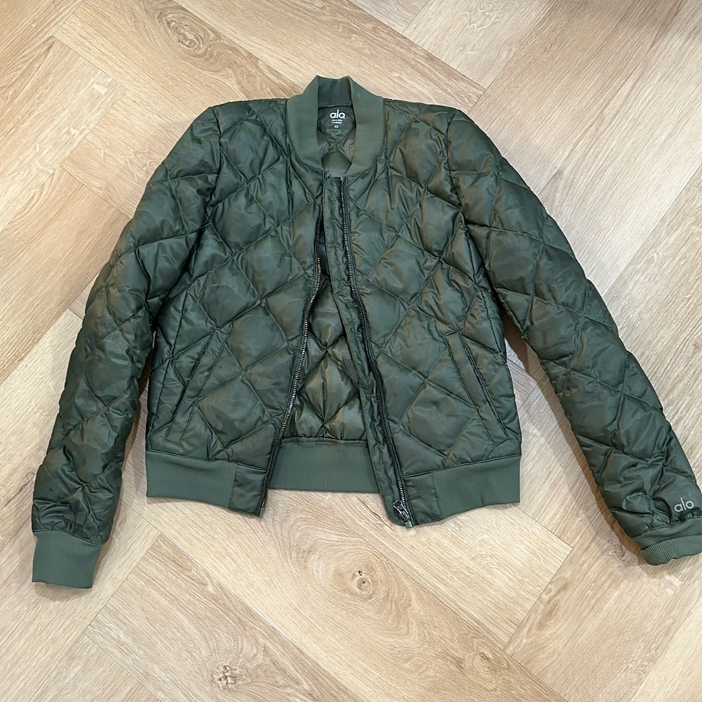 alo army green camo quilted bomber jacket - XS